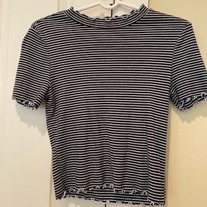 striped lettuce edge top